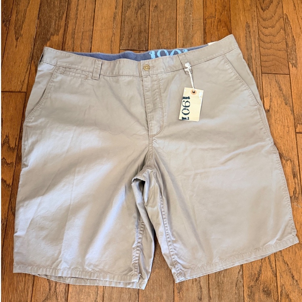 New! Mens Chino Shorts Khaki Tan Flat Front Cotton Twill Classic Casual 42W NWT